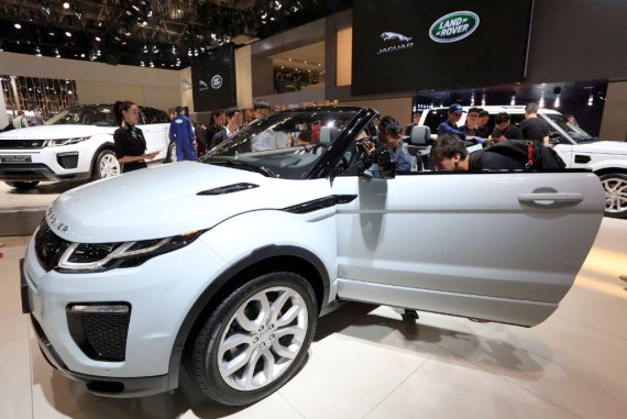 2，多宗起火事故後 捷豹路虎召回美國市場6000多輛純電SUV.jpg