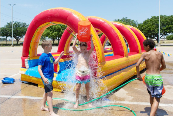 2,连续一个月!美国凤凰城最高温超43摄氏度.jpg 2,连续一个月!美国凤凰城最高温超43摄氏度.jpg