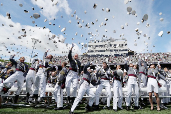 1,头条 美國西點軍校將開啟百多年前「時空膠囊」.jpg 1,头条 美國西點軍校將開啟百多年前「時空膠囊」.jpg