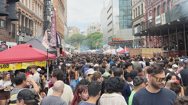 3,纽约举办第一届中国美食节.jpg 3,纽约举办第一届中国美食节.jpg