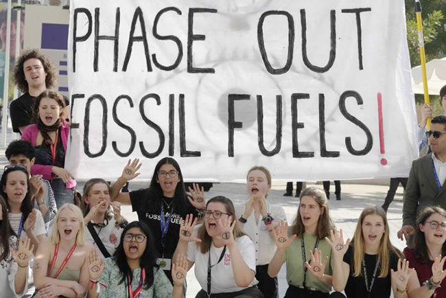 3,谈判未达成共识 迪拜气候大会进入“加时”.jpg 3,谈判未达成共识 迪拜气候大会进入“加时”.jpg