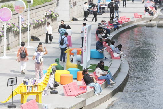 5,鼓勵生育 首爾將為新婚夫婦提供更多公租房.jpg 5,鼓勵生育 首爾將為新婚夫婦提供更多公租房.jpg