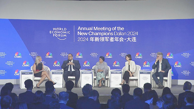 Global guests share ideas on green, common economic development at 2024 Summer Davos.jpg