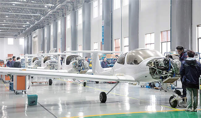 3,青岛加入低空经济的“百城大战”.jpg 3,青岛加入低空经济的“百城大战”.jpg