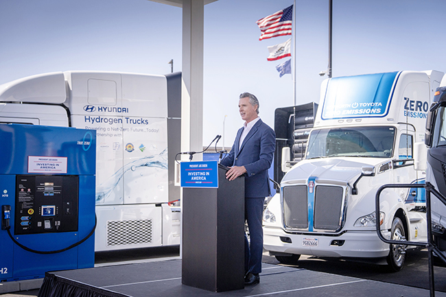 1，头条  美国首个氢能中心在加州启动.jpg