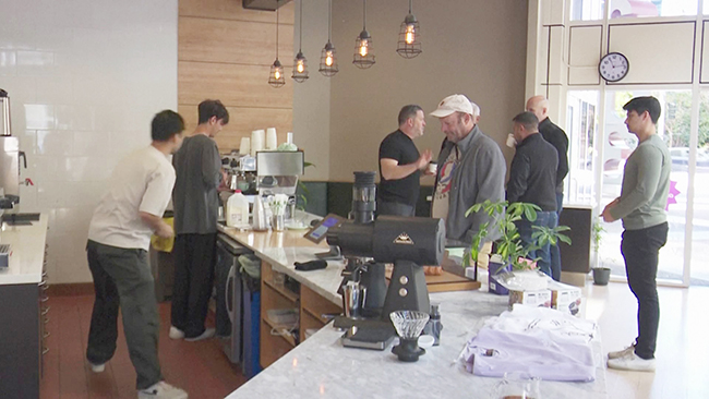 研究表明加州快餐业 20 美元最低工资是三赢.jpg 研究表明加州快餐业 20 美元最低工资是三赢.jpg