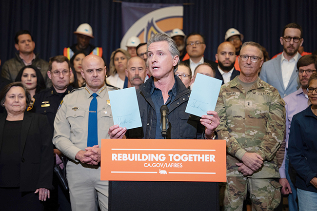 助洛重建,纽森签署 25 亿美元救助计划.jpeg 助洛重建,纽森签署 25 亿美元救助计划.jpeg