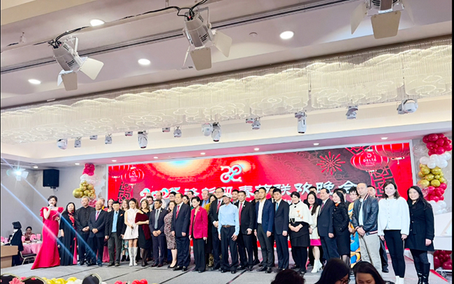 洛杉矶春晚隆重举行, 400余观众欢聚一堂 1.jpg 洛杉矶春晚隆重举行, 400余观众欢聚一堂 1.jpg