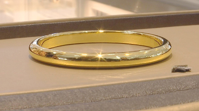 2,金价飙升 重塑黄金首饰在中国流行起来.jpg 2,金价飙升 重塑黄金首饰在中国流行起来.jpg