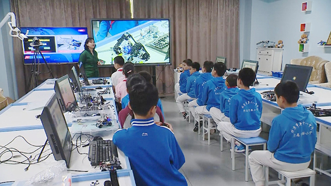 3,北京将为中小学生开设人工智能课程.jpg 3,北京将为中小学生开设人工智能课程.jpg