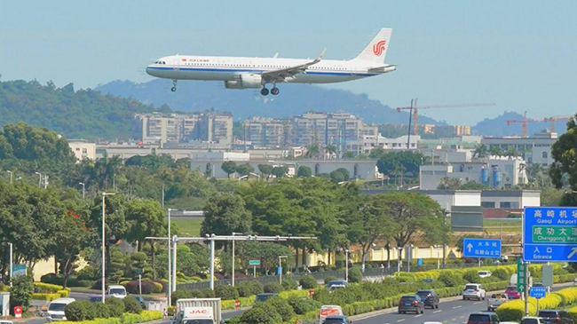 Coastal Chinese city enchants camera-happy visitors with modern sights, cultural attractions.jpg