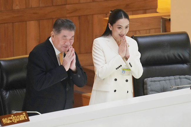 4,泰反对党对佩通坦发起不信任动议,外媒预计很难通过.jpg 4,泰反对党对佩通坦发起不信任动议,外媒预计很难通过.jpg