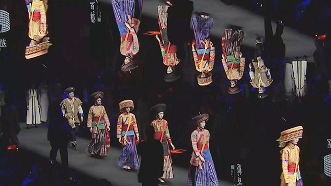 3,传统工艺成为北京中国时装周的焦点.jpg 3,传统工艺成为北京中国时装周的焦点.jpg