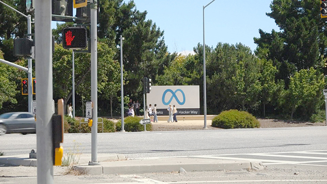 1,头条 美国初创企业激烈争夺AI人才.jpg 1,头条 美国初创企业激烈争夺AI人才.jpg