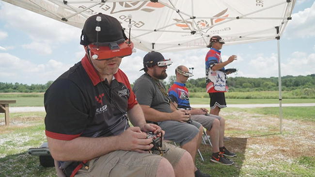 1，头条 无人机竞速首次成为世界运动会的比赛项目.jpg