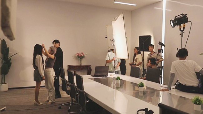 1，头条 微短剧借快制模式扬帆北美市场.jpg