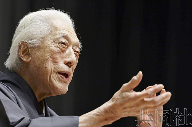 5，日本茶道宗师千玄室去世 曾向中国高校捐赠茶室.jpg