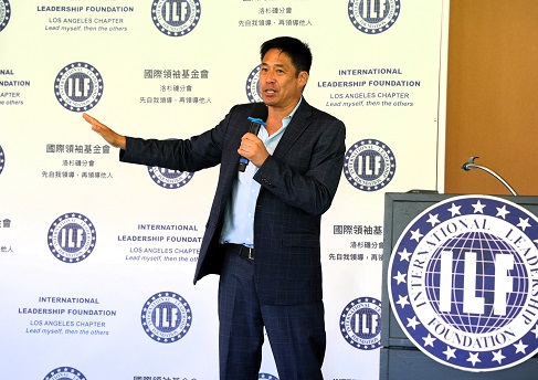 圖6： 主講人Victor Jih.JPG