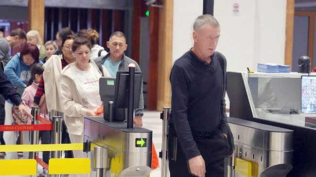 Hainan airports ready for increasing passengers with island-wide special customs operations set to commence.jpg Hainan airports ready for increasing passengers with island-wide special customs operations set to commence.jpg