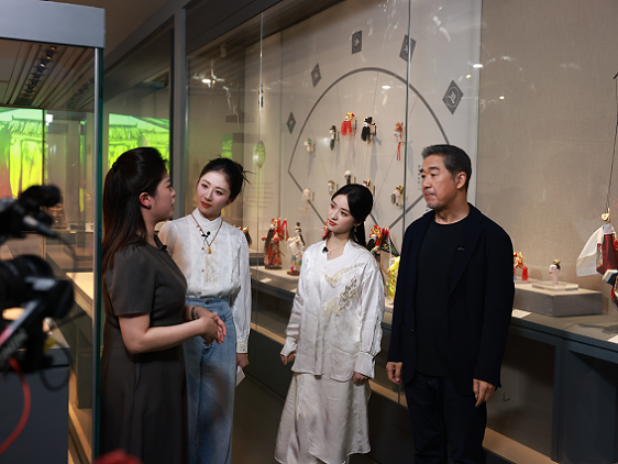 图片2.png 图片2.png