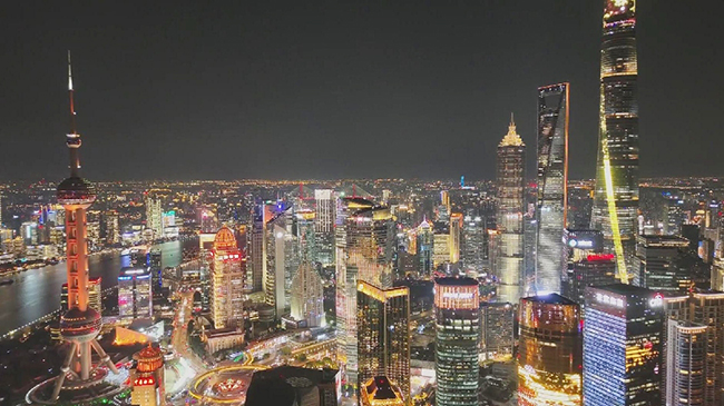 Shanghai, Guangzhou light up for upcoming Spring Festival with light, lantern shows.jpg