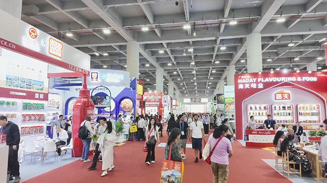 1，头条 健康新中式食品在广交会上赢得全球买家青睐.jpg