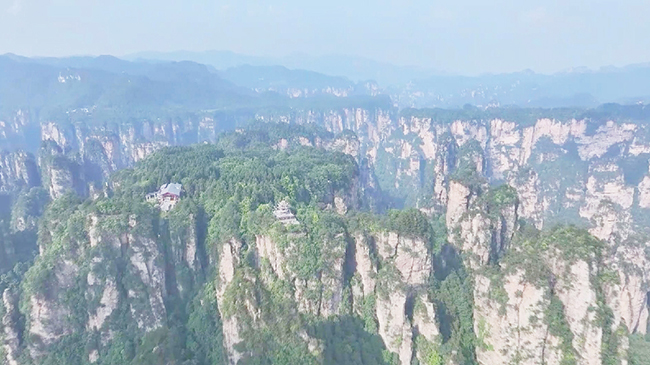 3，中国乡村景点深受国际游客青睐.jpg